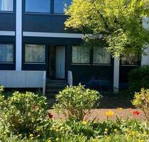 Befristet: Teilmöblierte 5-Zimmer Wohnung mit Garten und U-Bahn - München Schwabing-Freimann