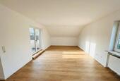Foto - Helle und ruhige 3,5 Zimmer-Wohnung im Dachgeschoss