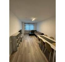 WG-Zimmer 4-Zimmer-Wohnung in Hellersdorf AUF ZEIT - Berlin Marzahn-Hellersdorf