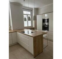 Hauscharakter Charmante 5,5-Zimmer-Altbauwohnung mit Einbauküche und großem Garten - Solingen