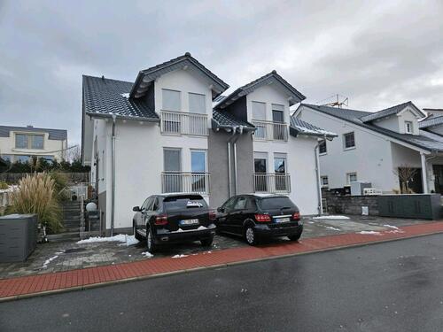 Foto - Großzügige DHH mit traumhaften Garten und Ausblick