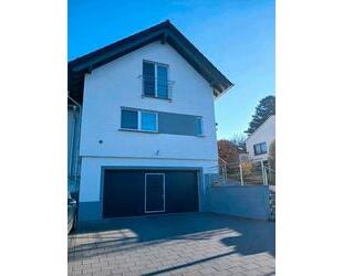 Modernes Haus in Bad Honnef-Aegidienberg. (Neubau 2023)