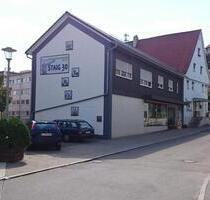 Zentrale Stadtwohnung: 117m² Wohnkomfort + Dachboden + Stellplatz - Hechingen