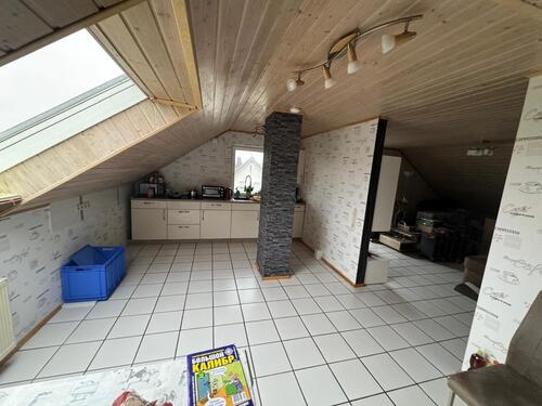 Foto - 3 Zimmer Dachgeschoßwohnung zur Miete in Esselbach