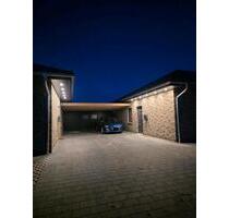 Moderne DHH mit Wärmepumpe, großer EBK, Carport und Video-Sicherh - Lathen