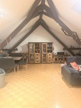 Foto - Charmante Dachgeschosswohnung in einem ehemaligen Bahnhofsgebäude