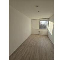 3-Zimmer-Wohnung in Kreuztal - 339,00&nbsp;EUR Kaltmiete, ca.&nbsp; 74,00&nbsp;m&sup2; in Kreuztal (PLZ: 57223)