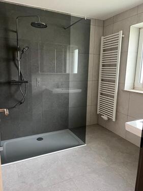 Foto - Ruhige Wohnung 106 m2 zentral in Holzheim mit großem Balkon