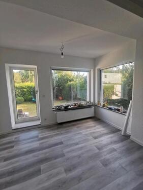 Foto - Moderne 3,5 Zimmer Erdgeschosswohnung