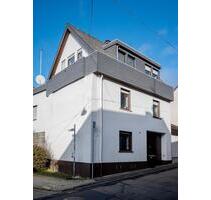 4-Zimmer-Doppelhaushälfte mit EBK in Andernach, Andernach