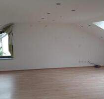 Single Dachgeschoß Wohnung - 500,00 EUR Kaltmiete, in Deggendorf (PLZ: 94469)