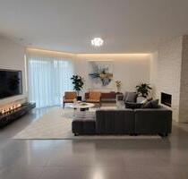 Modernisiertes 7-Zimmer-Haus mit 228 m², Garten,Garage&Stellplatz - Bonn Hardtberg