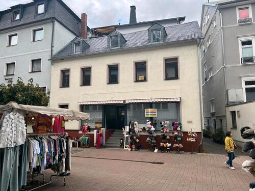 Foto - Geschäfte und Haus - 165.000,00&nbsp;EUR Kaufpreis, ca.&nbsp; 147,00&nbsp;m&sup2;