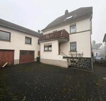 Einfamilienhaus mit Einliegerwohnung - Steffenberg