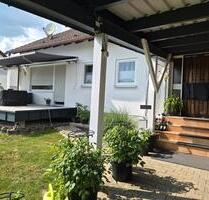 Haus von Privat zu verkaufen, mit zwei Eingängen - Bachhagel