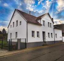 Ehemaliges Landwirtschaftliches Bauernhaus mit Scheune und Garten - Gaugrehweiler