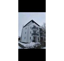 Helle 3 Zimmerwohnung mit Tiefgaragenstellplatz - Laichingen