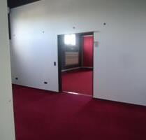 Lagerraum, Halle, Büro - 700,00 EUR Kaltmiete, in Paderborn (PLZ: 33104)