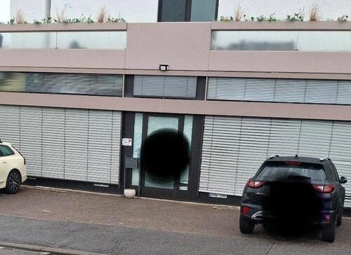 Foto - 150 qm (8,50qm) Büro und 3 Stellplätze zu vermieten