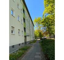 Schöne 3-Zimmer-Wohnung mit neuem Bad zu vermieten! - Frankfurt am Main Sossenheim