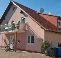 2 Zimmer Wohnung in Gönnheim - 1.000,00&nbsp;EUR Kaltmiete, ca.&nbsp; 90,00&nbsp;m&sup2; in Gönnheim (PLZ: 67161)