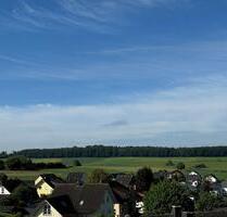 Singhofen, Dachgeschosswohnung ab sofort