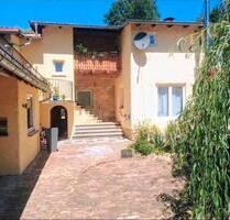 Mehrfamilienhaus mit 3 Wohneinheiten, zwei frei, Bausubstanz gut. - Wald-Michelbach