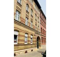 Mehrfamilienhaus 370 qm, teilsaniet zu verkaufen - Weißenfels