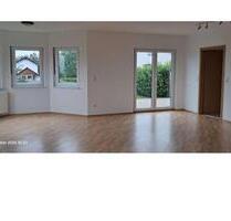 3,5 Zimmer EG Wohnung mit Terrasse - Großerlach