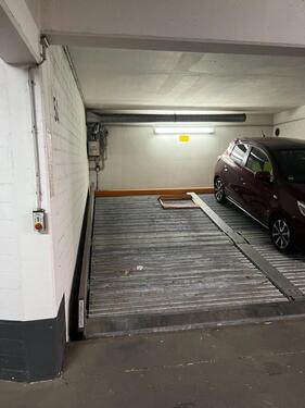 Foto - Tiefgaragenstellplatz - Grünenstraße - ab sofort