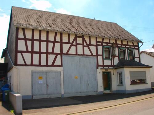 Foto - Fachwerkhaus - 89.000,00&nbsp;EUR Kaufpreis, ca.&nbsp; 100,00&nbsp;m&sup2;