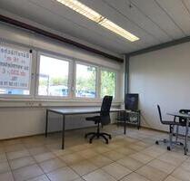 Büroraum in Kaltenkirchen - 349,00 EUR Kaltmiete, in Kaltenkirchen (PLZ: 24568)