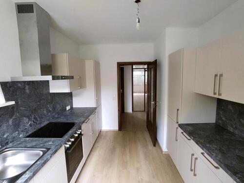 Foto - 3-Zimmer Wohnung Hochparterre frisch Renoviert mit EBK