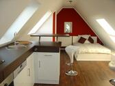 Foto - Möblierte 1-Zimmer-Dachgeschosswohnung – Pauschalmiete