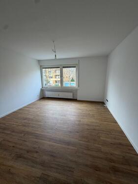 Foto - Kernsanierte 2-Zimmer-Wohnung mit Aufzug & optionaler Garage