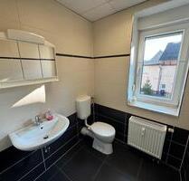 Vollsanierte Wohnung mit Einbauküche - Arnstein