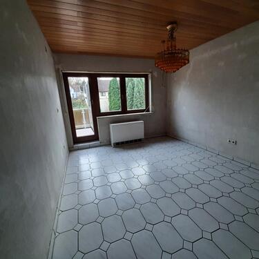 Foto - Zentrumsnahe 2 - Zi.- ET-Whg. mit Balkon in Bruchsaal