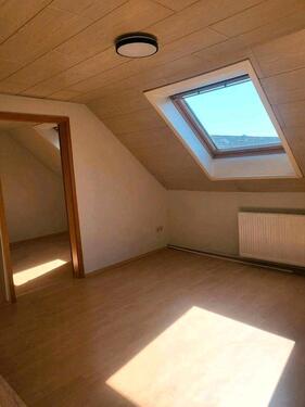 Foto - 3 Zimmer Dachgeschoßwohnung zur Miete in Wilhelmshaven
