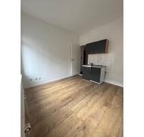 Frisch renovierte 1-Zimmerwohnung mit EBK in zentraler Lage von Aachen