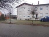 Foto - Zu Verkaufen ein Haus (380 m²) zur Renovierung, dazu eine Halle