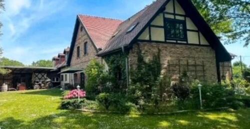 Foto - Charmante Dachgeschosswohnung mit 3 Zimmern im malerischen Gröben