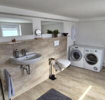 Wunderschöne großzügige 2 Zimmerwohnung - Windeck