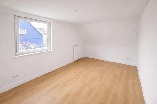 Foto - 3 Zimmer Dachgeschoßwohnung zur Miete in Stuttgart