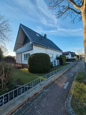 Foto - Selten zu finden, TOP Wohnlage 3 ZKB Balkon +EBK+Garage+Garten