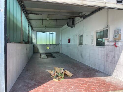 Foto - Werkstatt Halle Gewerbefläche TÜV Stützpunkt