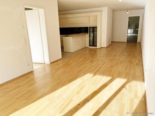 Foto - Neuwertige 2,5 - Zi.-Wohnung mit 95m², Zentrale Lage