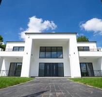 Provisionsfrei! Luxuriöses Einfamilienhaus, ruhig&zentral gelegen - Bremerhaven Wulsdorf