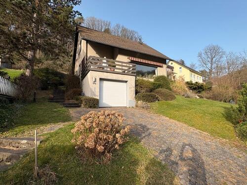 Foto - Einfamlienhaus - Südhanglage am Waldesrand