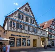 Charmante 2-Zimmer-DG-Wohnung in Schorndorf Fußgängerzone