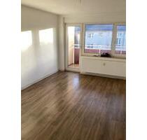 Helle 2-Zimmer-Wohnung mit großem Balkon und Tageslichtbad - Koblenz Helle 2-Zimmer-Wohnung mit großem Balkon und Tageslichtbad - Koblenz